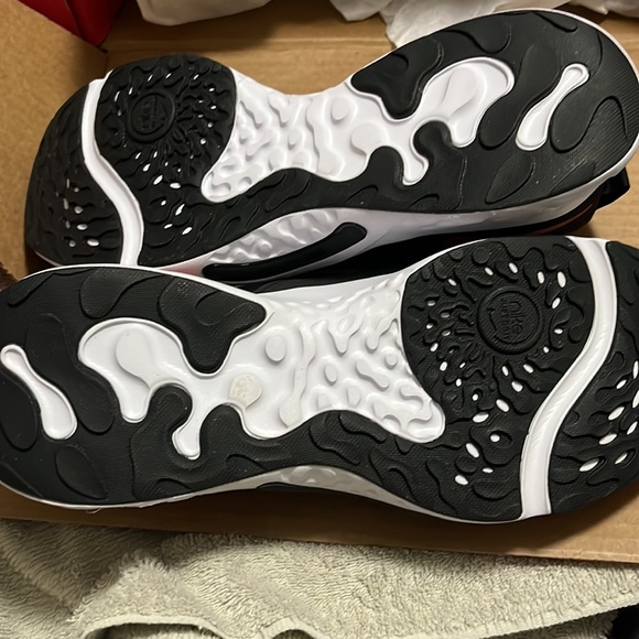 Nike Men’s Retaliation 4 Training Shoe - Picture 4 of 6